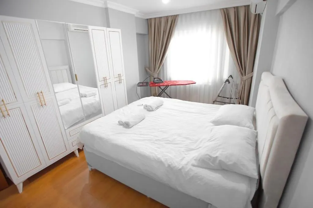 Large Central Apartment In A Quiet Area 40 Κωνσταντινούπολη
